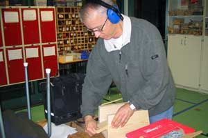 Jan Alldén  passar in holkbotten